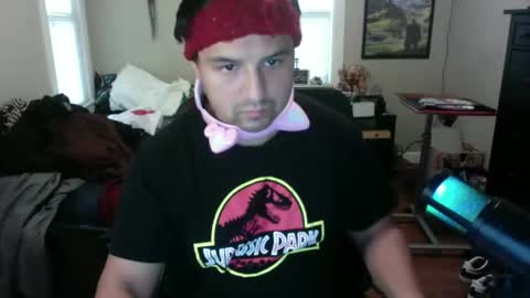 Snapshot of peachybuu chatting on 10/23/25, 12:21 peachybuu online show from 10/23/25, 12:21