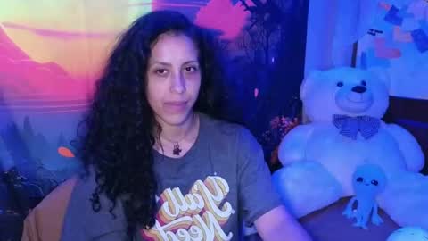 PeachyKeenTV online show from 12/03/24, 05:20