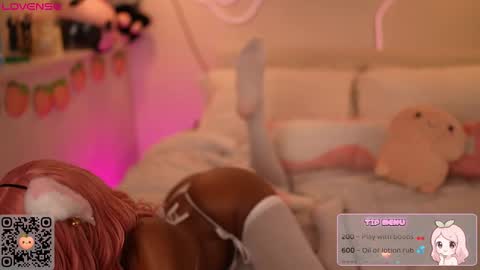 Snapshot of peachypeachgirl chatting on 02/12/26, 01:44 peachypeachgirl online show from 02/12/26, 01:44