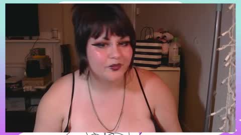 Snapshot of peakobunny chatting on 09/19/25, 01:18 peakobunny online show from 09/19/25, 01:18