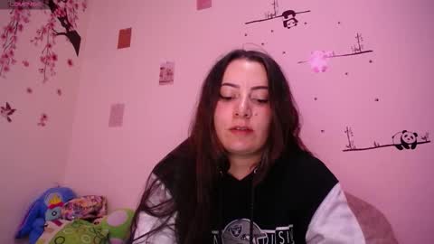 Pearl online show from 10/21/25, 04:13