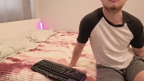 Rina and Max online show from 02/08/26, 09:02