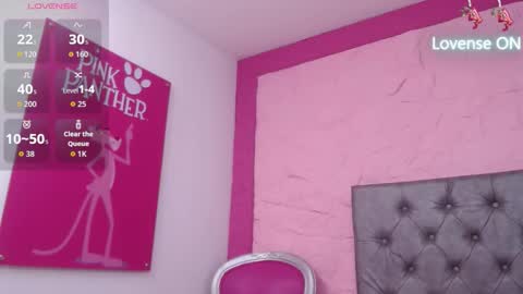 Snapshot of pearl_michelts chatting on 11/11/25, 12:49 michel online show from 11/11/25, 12:49