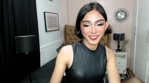 Pearl online show from 02/22/25, 03:01