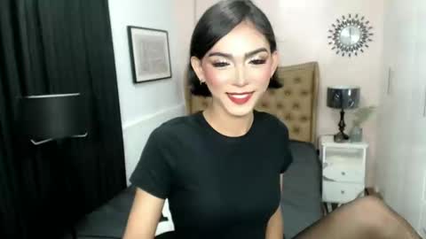 Pearl online show from 02/25/25, 08:14