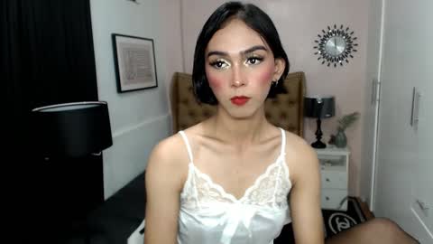 Pearl online show from 03/05/25, 08:54