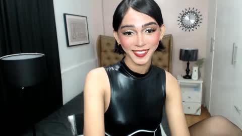 Pearl online show from 03/10/25, 02:16