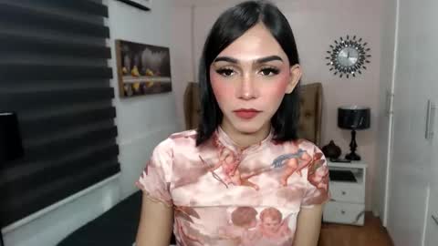 Pearl online show from 09/12/25, 06:08