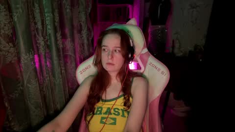 Snapshot of pearlprincess_ chatting on 05/26/26, 03:08 Adelina online show from 05/26/26, 03:08
