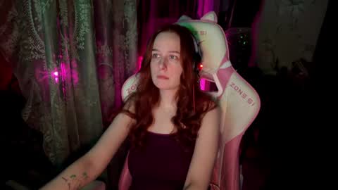 Snapshot of pearlprincess_ chatting on 06/10/26, 03:55 Adelina online show from 06/10/26, 03:55