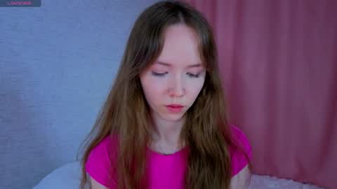 pearly_peach_ online show from 05/30/26, 06:05