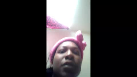 pebblessmith453 online show from 12/15/25, 02:54