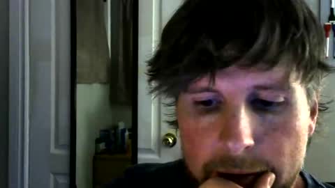 Snapshot of pecas90 chatting on 11/02/25, 11:51 pecas90 online show from 11/02/25, 11:51