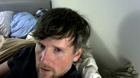 Snapshot of pecas90 chatting on 11/30/25, 08:18 pecas90 online show from 11/30/25, 08:18