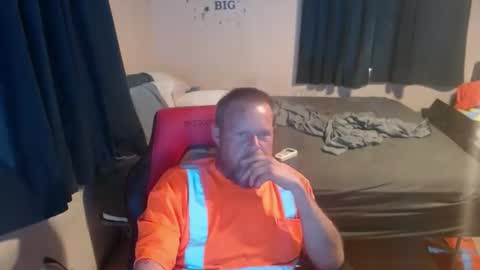 Snapshot of pecker40 chatting on 04/02/26, 11:24 pecker40 online show from 04/02/26, 11:24