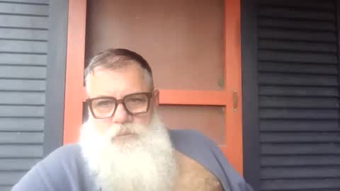 Snapshot of pecos8686 chatting on 11/25/25, 03:12 pecos8686 online show from 11/25/25, 03:12