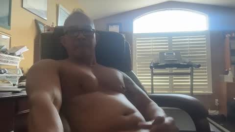 Snapshot of pecs1234 chatting on 01/05/26, 09:18 pecs1234 online show from 01/05/26, 09:18