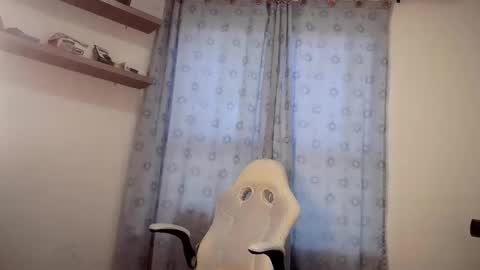 Snapshot of pedro_picapica chatting on 12/20/25, 06:04 Pedro online show from 12/20/25, 06:04