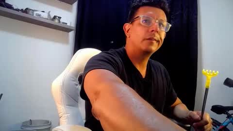 Snapshot of pedro_picapica chatting on 04/24/26, 03:42 Pedro online show from 04/24/26, 03:42