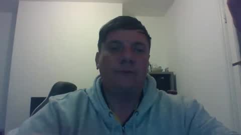 Snapshot of pedrok87 chatting on 03/27/26, 02:50 pedrok87 online show from 03/27/26, 02:50