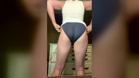 Snapshot of peeachyking chatting on 02/23/26, 06:11 peeachyking online show from 02/23/26, 06:11