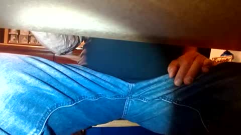 peecocktail online show from 10/19/25, 03:51