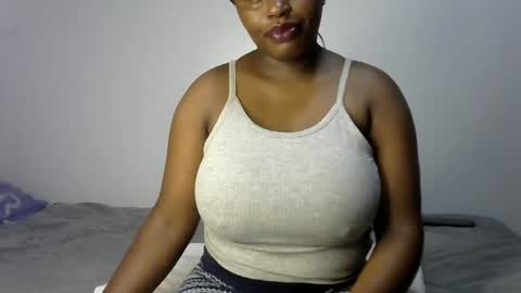 Snapshot of peekyshams chatting on 06/08/26, 05:30 peekyshams online show from 06/08/26, 05:30