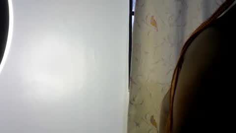 Snapshot of peekyshams chatting on 06/10/26, 05:50 peekyshams online show from 06/10/26, 05:50