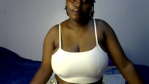 Snapshot of peekyshams chatting on 06/17/26, 05:32 peekyshams online show from 06/17/26, 05:32