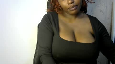 Snapshot of peekyshams chatting on 07/28/26, 04:52 peekyshams online show from 07/28/26, 04:52