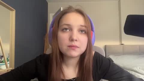 Luna Vale online show from 06/15/26, 03:14