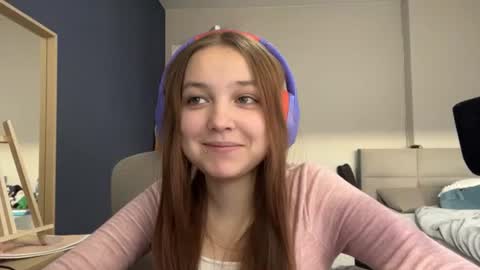 Luna Vale online show from 06/19/26, 02:43