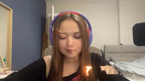 Luna Vale online show from 06/22/26, 03:31