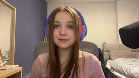 Luna Vale online show from 07/13/26, 07:38