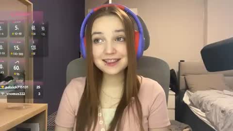 Luna Vale online show from 08/01/26, 06:07