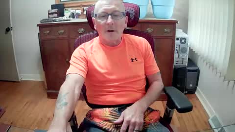 Snapshot of peepingmale chatting on 12/29/24, 03:13 peepingmale online show from 12/29/24, 03:13