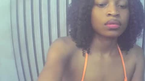 Lizzy online show from 11/24/25, 05:56