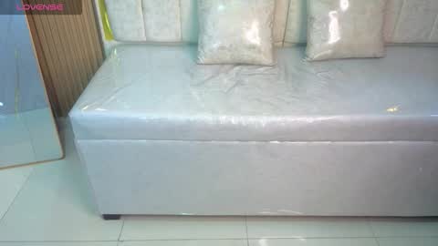 peige_tx online show from 11/15/25, 03:19