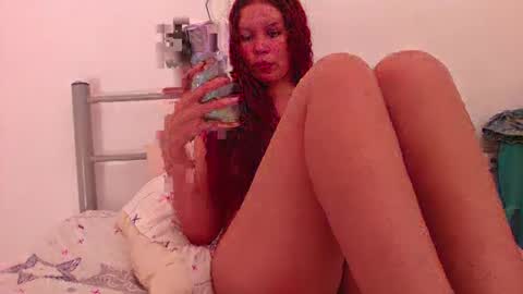 pelirroja_sexy online show from 04/05/26, 02:14