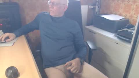 Pemue65 online show from 04/09/26, 06:02