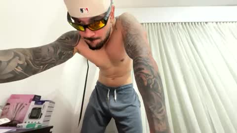 Snapshot of penebunny chatting on 04/25/26, 05:21 penebunny online show from 04/25/26, 05:21