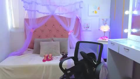 Snapshot of peneelopeecute chatting on 03/22/26, 09:51 peneelopeecute online show from 03/22/26, 09:51