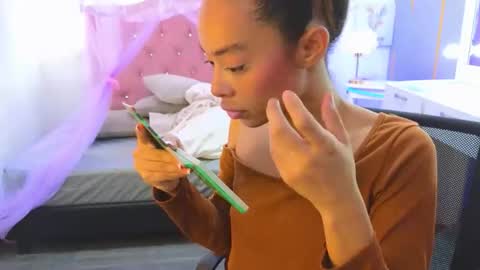 Snapshot of peneelopeecute chatting on 04/07/26, 08:20 peneelopeecute online show from 04/07/26, 08:20