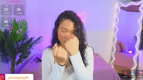 Snapshot of penelope_tay chatting on 01/29/25, 03:33 penelope online show from 01/29/25, 03:33