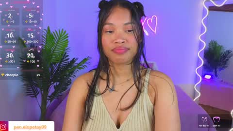 Snapshot of penelope_tay chatting on 02/03/25, 04:14 penelope online show from 02/03/25, 04:14