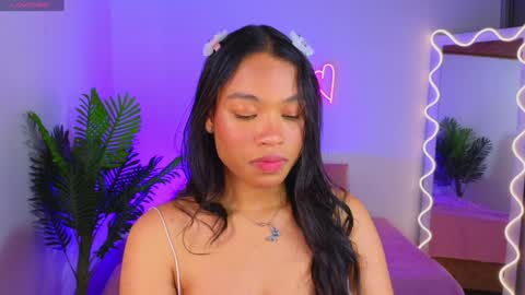 Snapshot of penelope_tay chatting on 02/05/25, 03:34 penelope online show from 02/05/25, 03:34