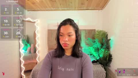 Snapshot of penelope_tay chatting on 03/09/25, 03:32 penelope online show from 03/09/25, 03:32