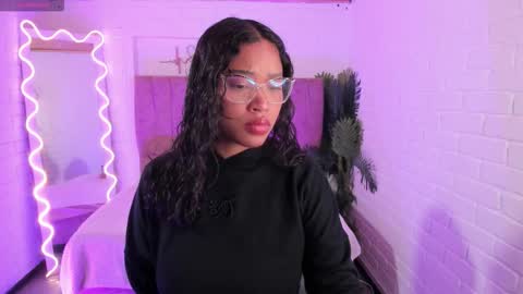 Snapshot of penelope_tay chatting on 10/06/25, 03:37 penelope online show from 10/06/25, 03:37