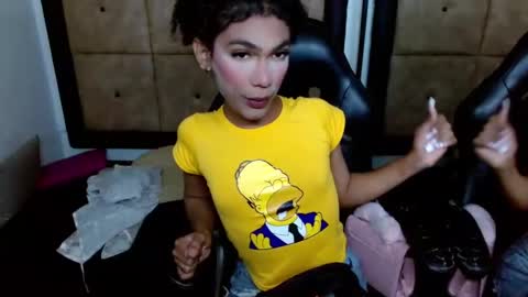 Snapshot of penelopee_rouse chatting on 11/17/25, 08:25 Penelopee Rouse online show from 11/17/25, 08:25