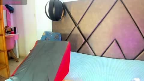 Snapshot of penelopeguzman__ chatting on 05/28/26, 04:04 Sweet Penelope online show from 05/28/26, 04:04